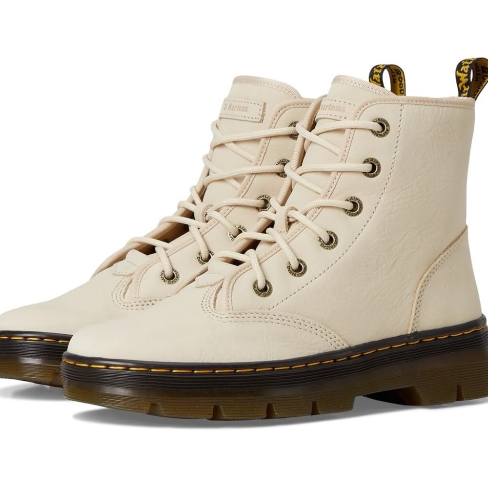 NWOT Dr. Martens Women's Off-White Leather Charles Chukka Combat Boots